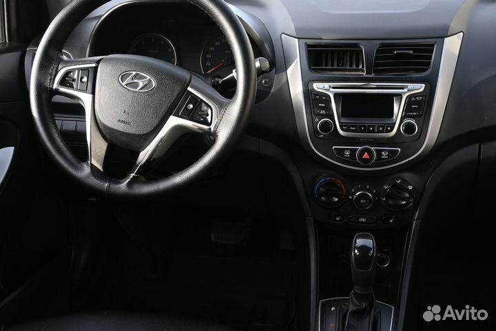 Аренда авто под такси Hyundai Solaris