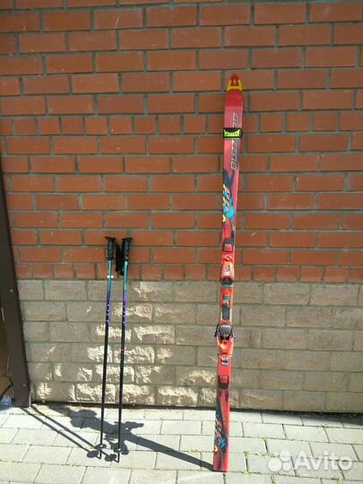 Горные лыжи и ботинки