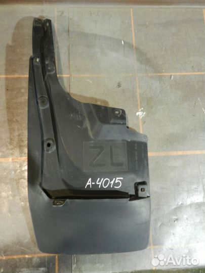 Брызговик задний левый - Lexus LX 3