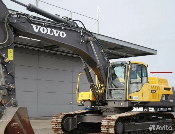 Стекло заднее на экскаватор Volvo EC 380