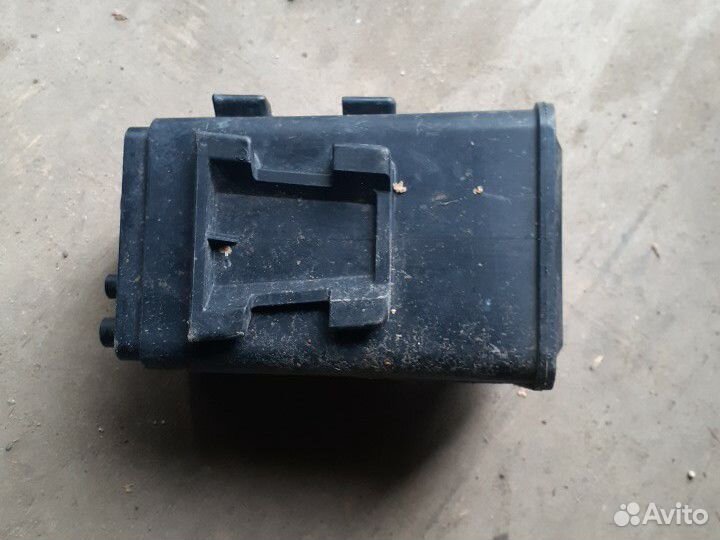 Абсорбер (фильтр угольный) Mitsubishi Outlander XL