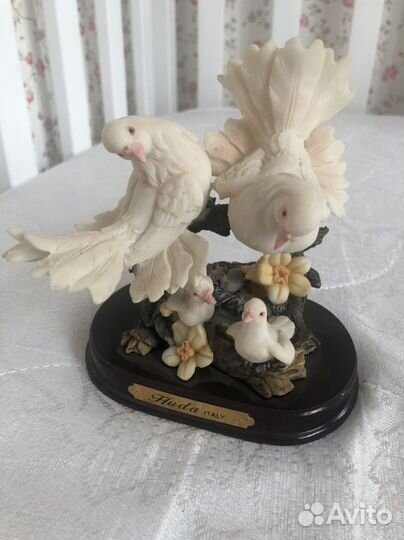 Статуэтка голуби