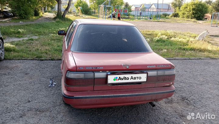 Toyota Corolla 1.6 AT, 1988, 360 000 км