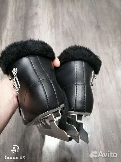 Коньки детские двухполозные размер 31