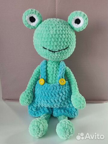 Вязаный лягушонок
