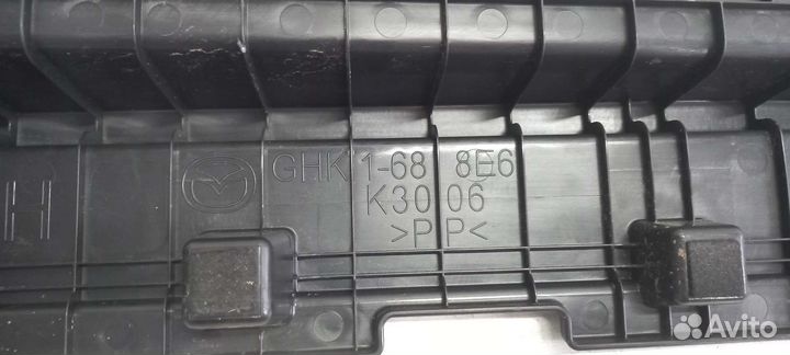 Ящик для инструмента правый Mazda 6GJ