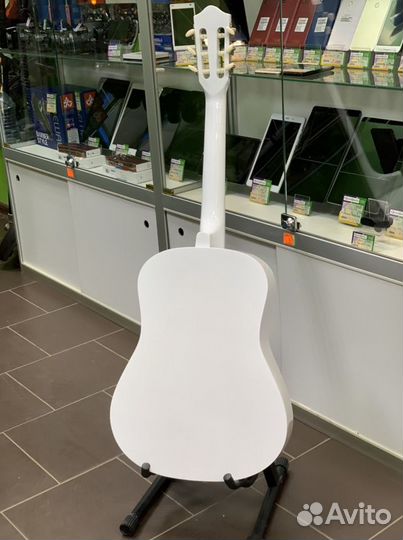 Гитара belucci