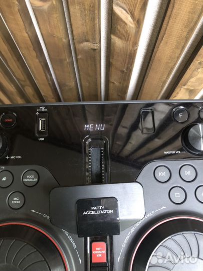 Колонка музыкальный центр bluetooth lg