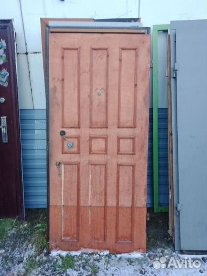 Дверь металлическая