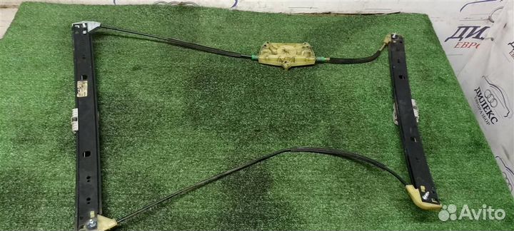 Стеклоподъемник электр. передний левый Audi Q7 20