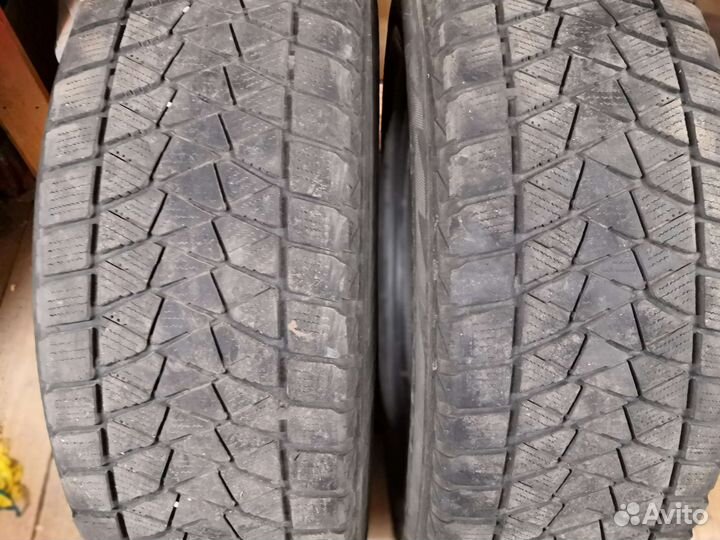 Bridgestone Blizzak DM-V2 225/65 R17