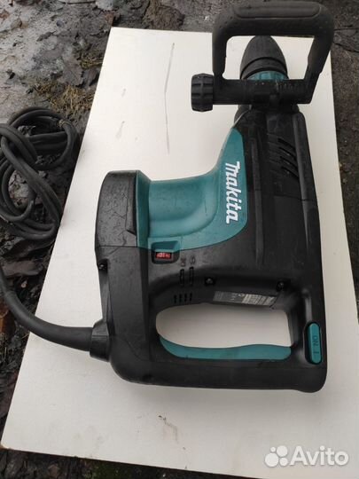 Перфоратор Bosch и Отбойники Makita (sds-max)