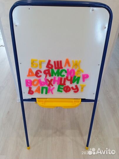Мольберт детский двухсторонний