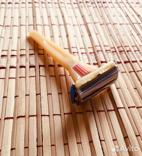 Бритвеный станок