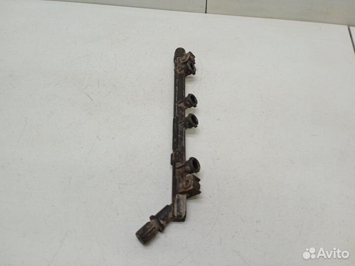 Рейка топливная (рампа) Fiat Albea 1.4 2007