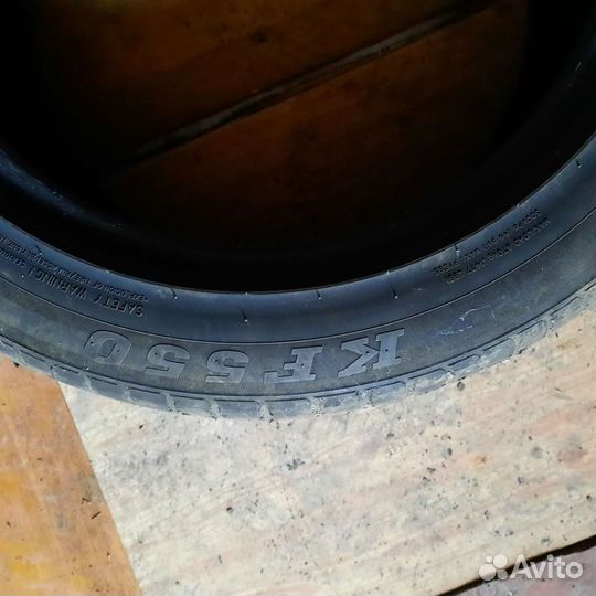 Kinforest KF-550 215/55 R17 93