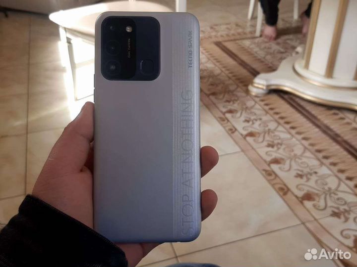 Мобильные телефоны