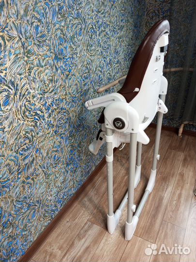 Стульчик шезлонг для кормления peanut