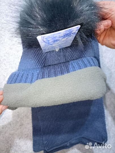 Шапка для девочки новая