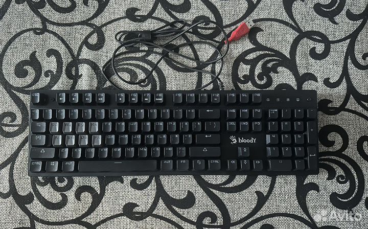 Игровая механическая клавиатура