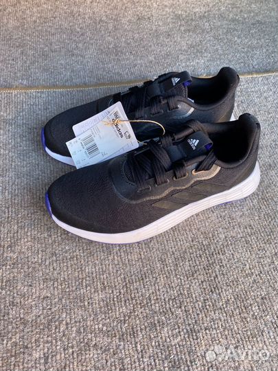 Кроссовки adidas QT Racer Sport 36р