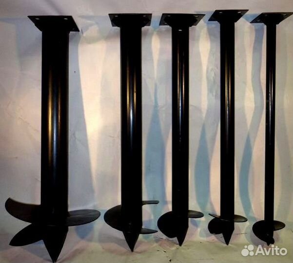 Фундамен для забора на винтовых сваях