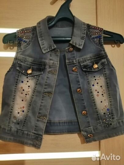 Жилетка джинсовая для девочки 6-8 лет