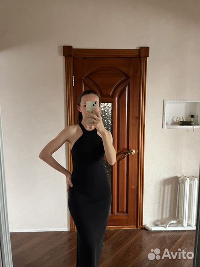 Платье с вырезом халтер 12 storeez