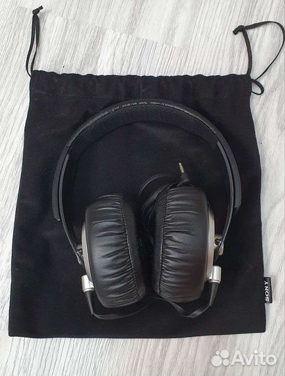 Наушники Sony MDR-XB500
