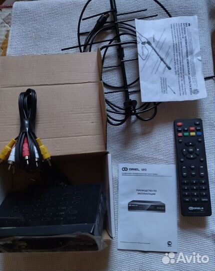 Приставка для телевизора бу в хорошем, рабочем