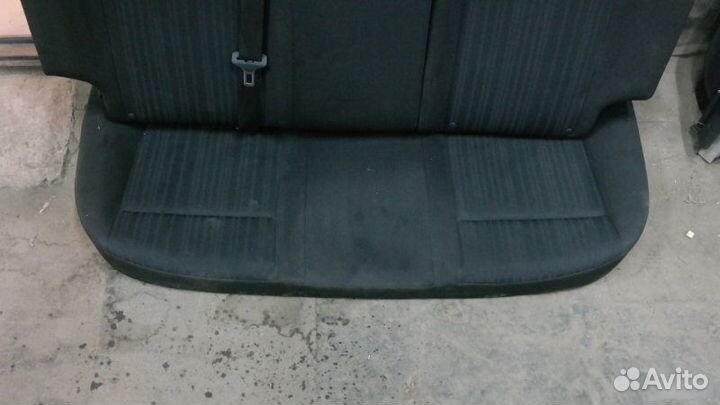 Диван Opel Astra J