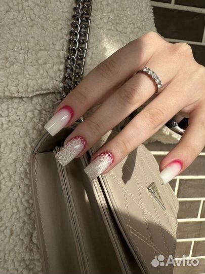 Маникюр с покрытием гель-лаком