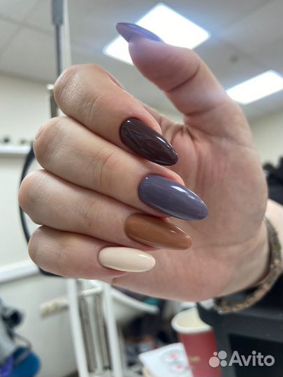 Маникюр, педикюр, наращивание ногтей