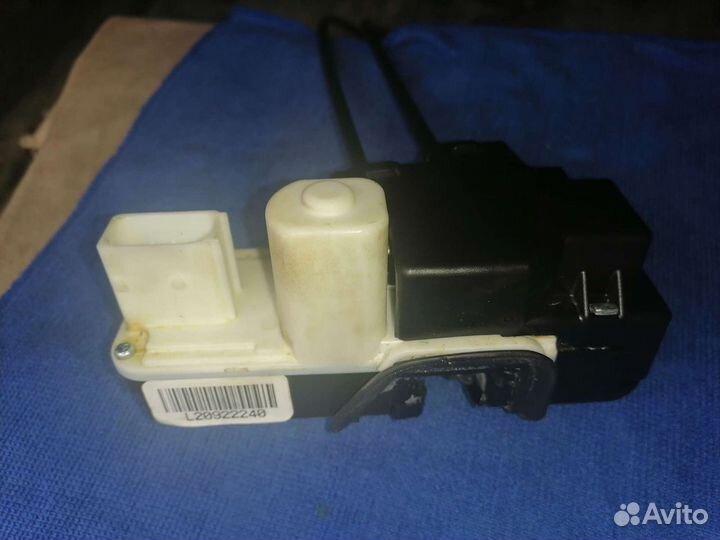 Замок водительской двери