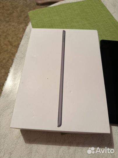 Планшет Apple iPad 10.2 Wi-Fi 64GB
