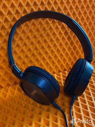 Наушники проводные Sony