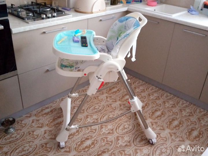Стул для кормления