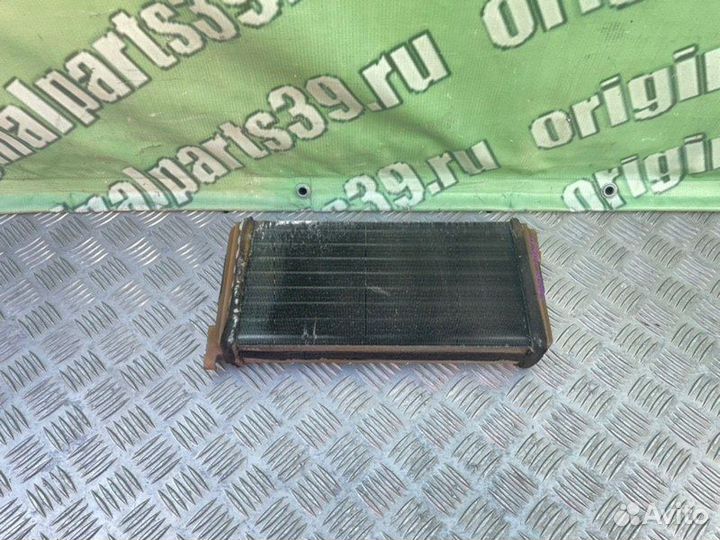 Радиатор печки Mercedes-Benz 190E W201 M102.921