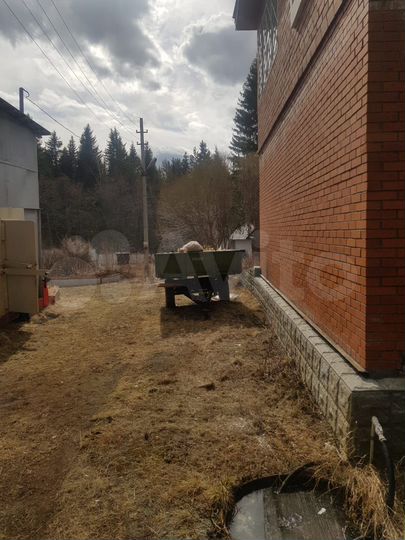 Дом 400 м² на участке 15 сот.