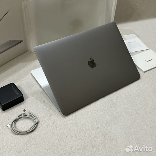 MacBook Pro 15 TouchBar 2016