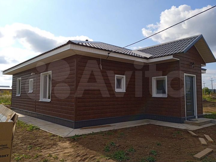 Дом 97,7 м² на участке 7,2 сот.