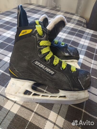 Коньки хоккейные детские bauer (размер 29,5)