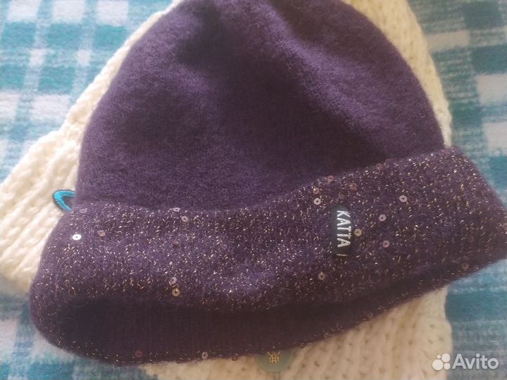 Береты и шапки новые