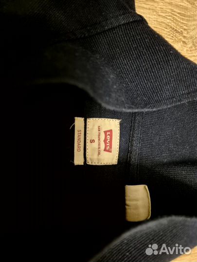 Поло Levi's