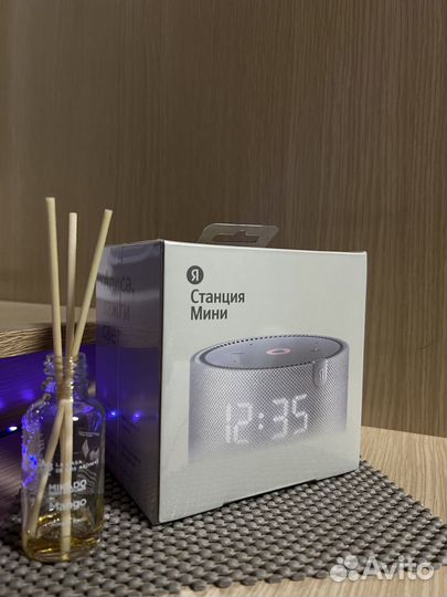 Яндекс станция мини 2 с часами, новая