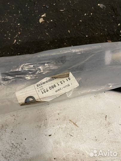 Молдинг передней левой двери Bmw 3 E36