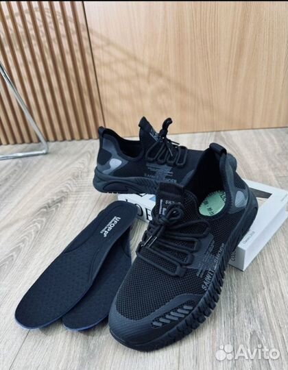 Кроссовки для мальчика подростковые