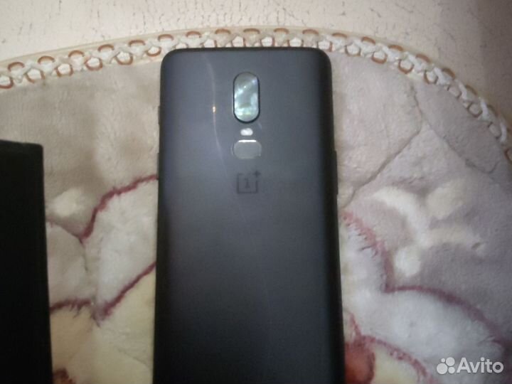 OnePlus 6, 8/128 ГБ