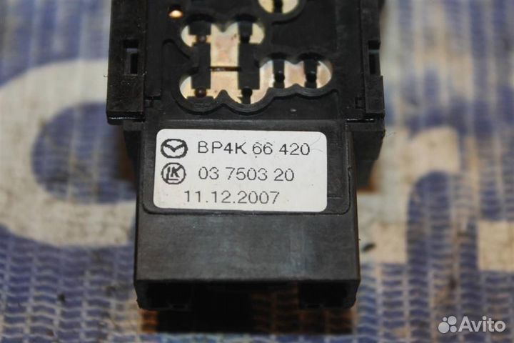Кнопка обогрева сидений Мазда 3 BK бк