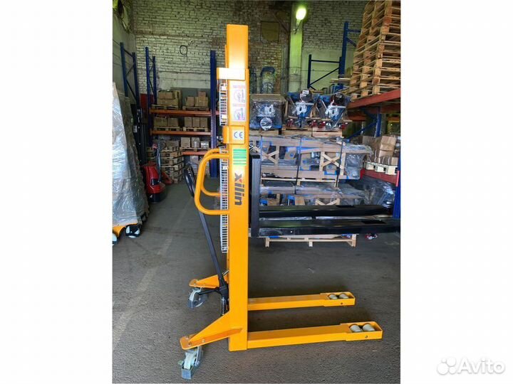 Штабелер гидравлический ручной